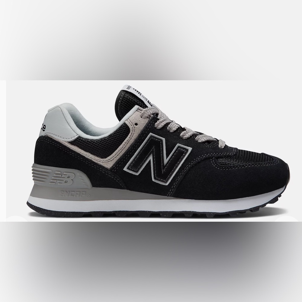 New Balance 574 Classic women 8.5 black